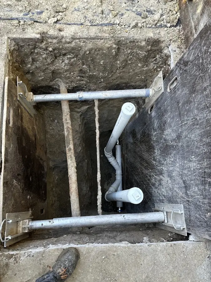 Experienced plumber completing Gas Line Repair work in Huntersville